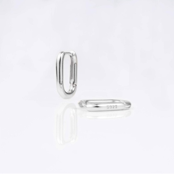 ❤️❤️ Halo Earrings 925 sterling silver comfortable enough to sleep in❤️❤️❤️ - Picture 3 of 5